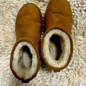 Tan Ugg gently worn